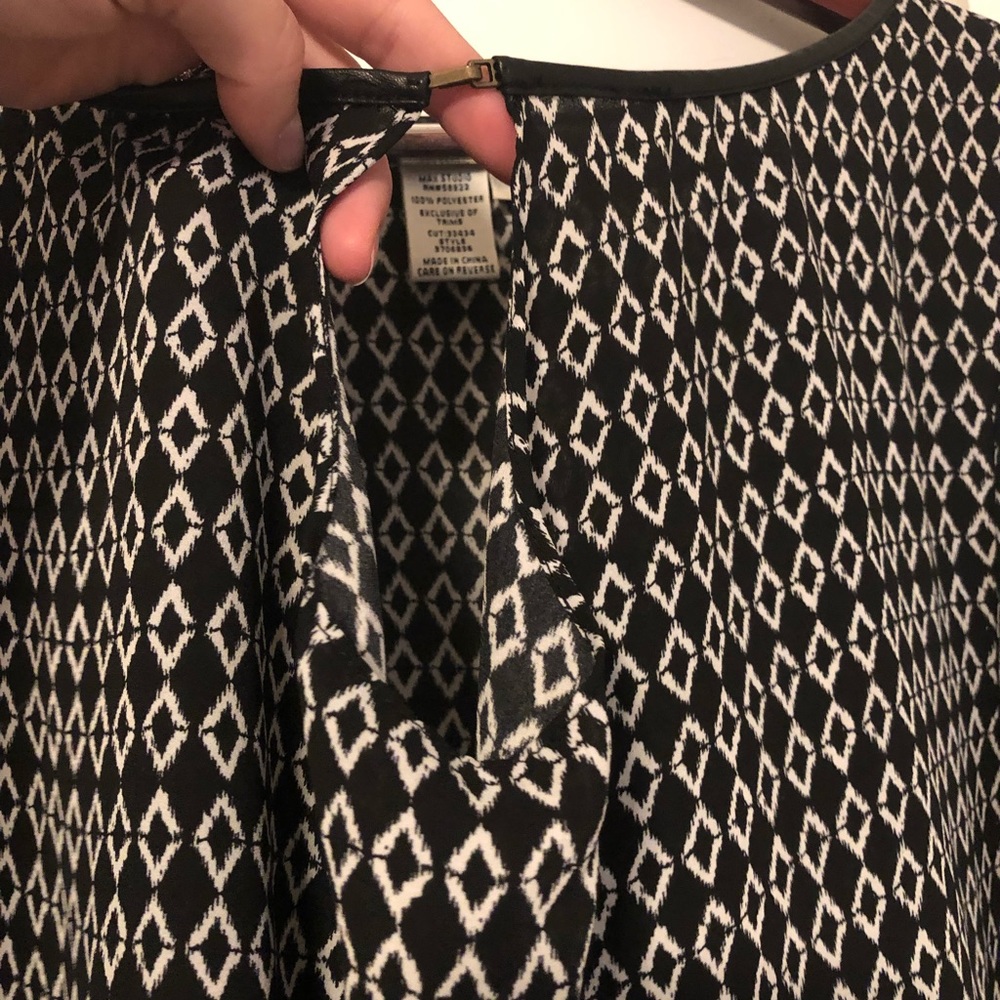 Keyhole blouse - Picture 4 of 4